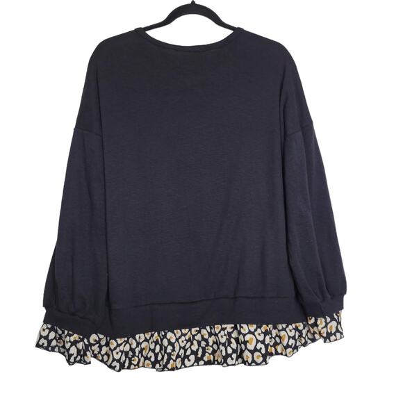 Betsey's Boutique Shop Oversize Black Long Sleeve Cheetah Chiffon Layer Top Sz L - Picture 3 of 6